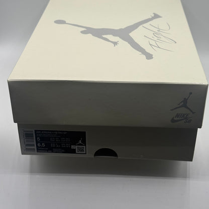 (Used) Jordan 4 SB Navy Size 5