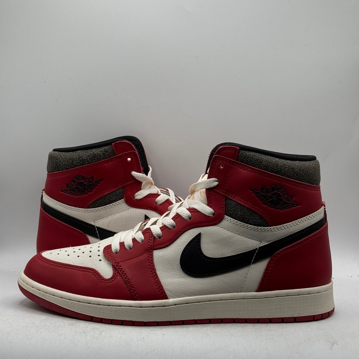(USED) Jordan 1 Lost & Found Size 12