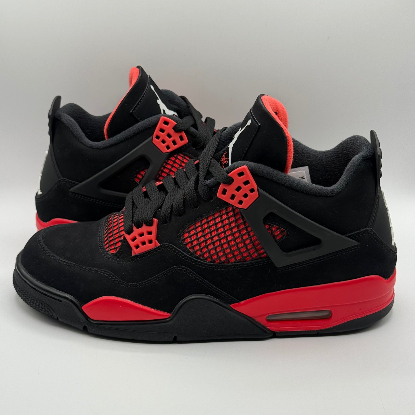(USED) Jordan 4 Red Thunder Size 10