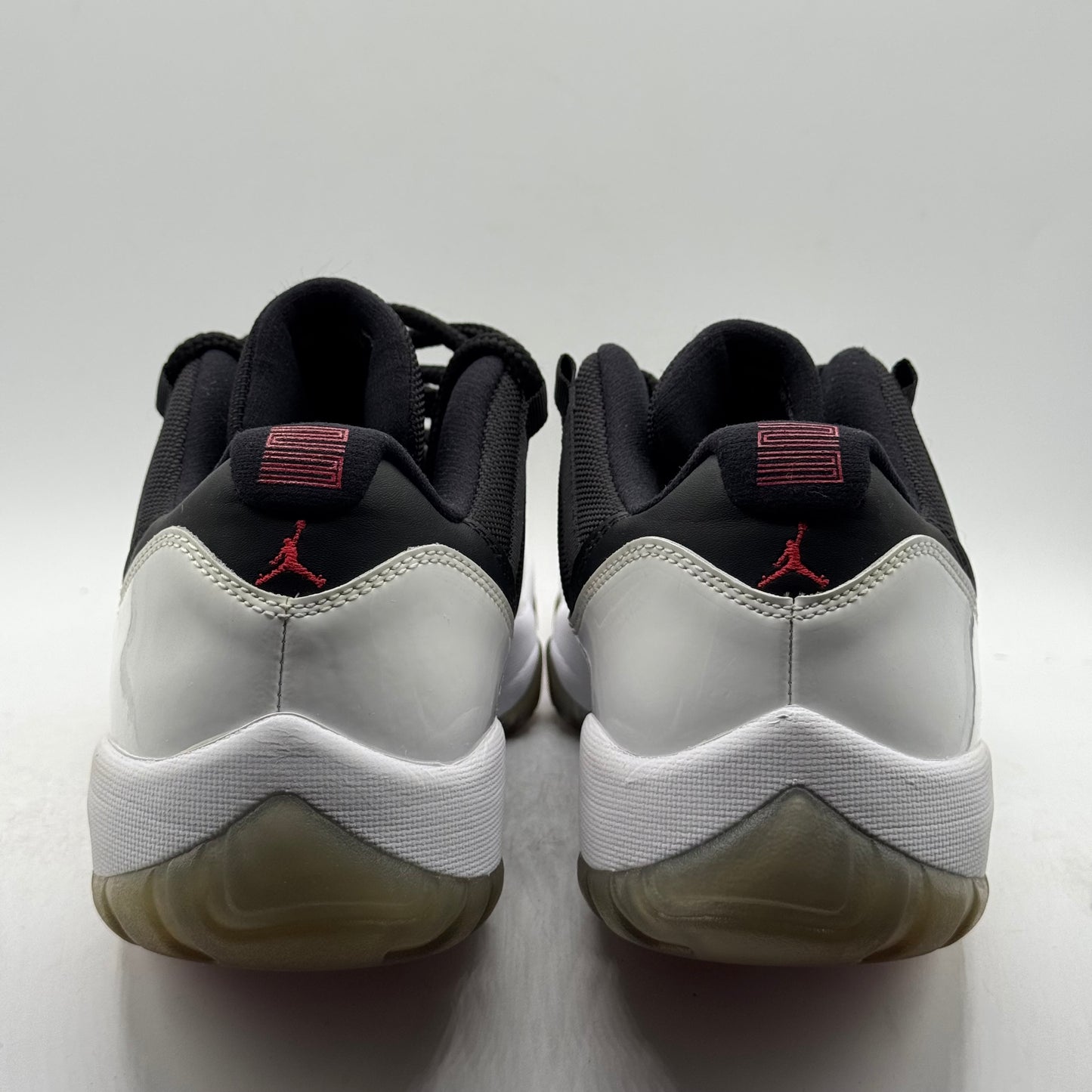 (USED) Jordan 11 Low Tuxedo (2013) Size 11.5