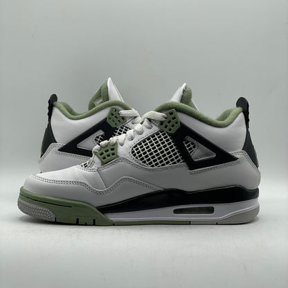 (USED NO BOX) Jordan 4 Seafoam (W) Size 7W/5.5Y