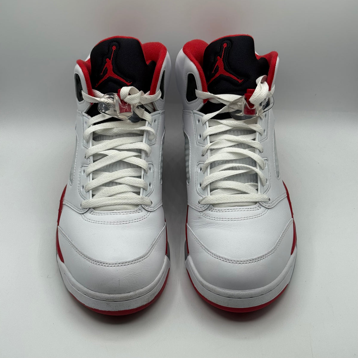 (USED) Jordan 5 Fire Red Black Tongue Size 10.5