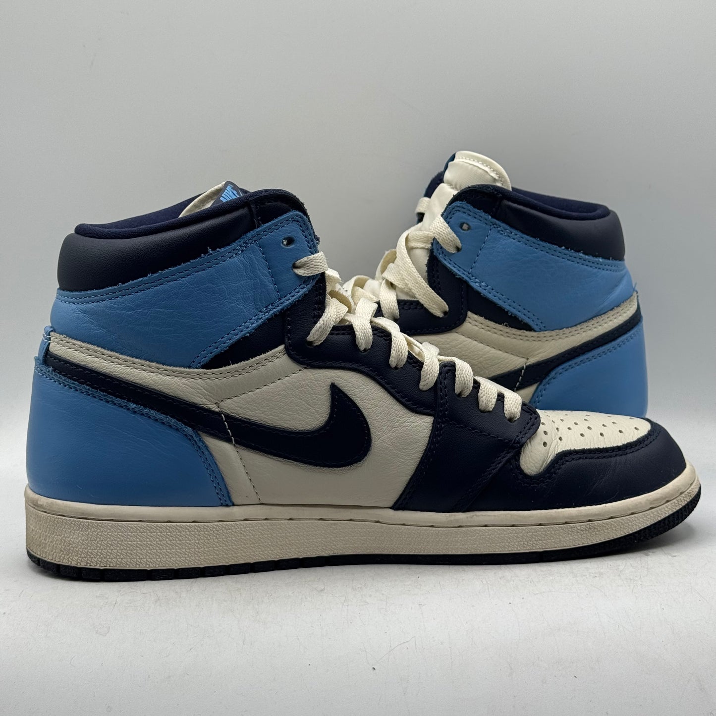 (Used) Jordan 1 High Obsidian Size 9