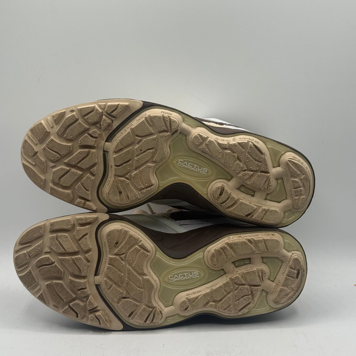 (Used) Nike Zoom Field  Jaxx Travis Scott Light Chocolate Brown Size 5