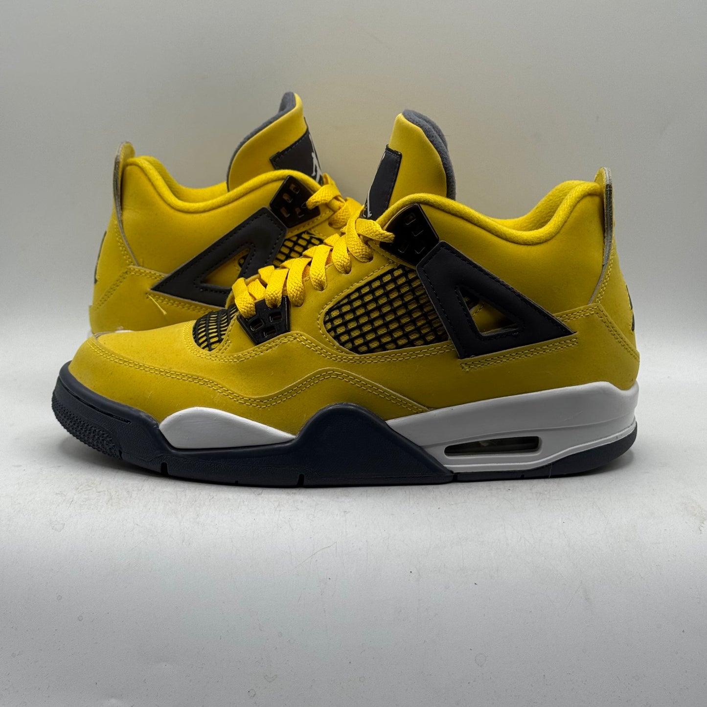 (Used) Jordan 4 Lightning Size 7Y