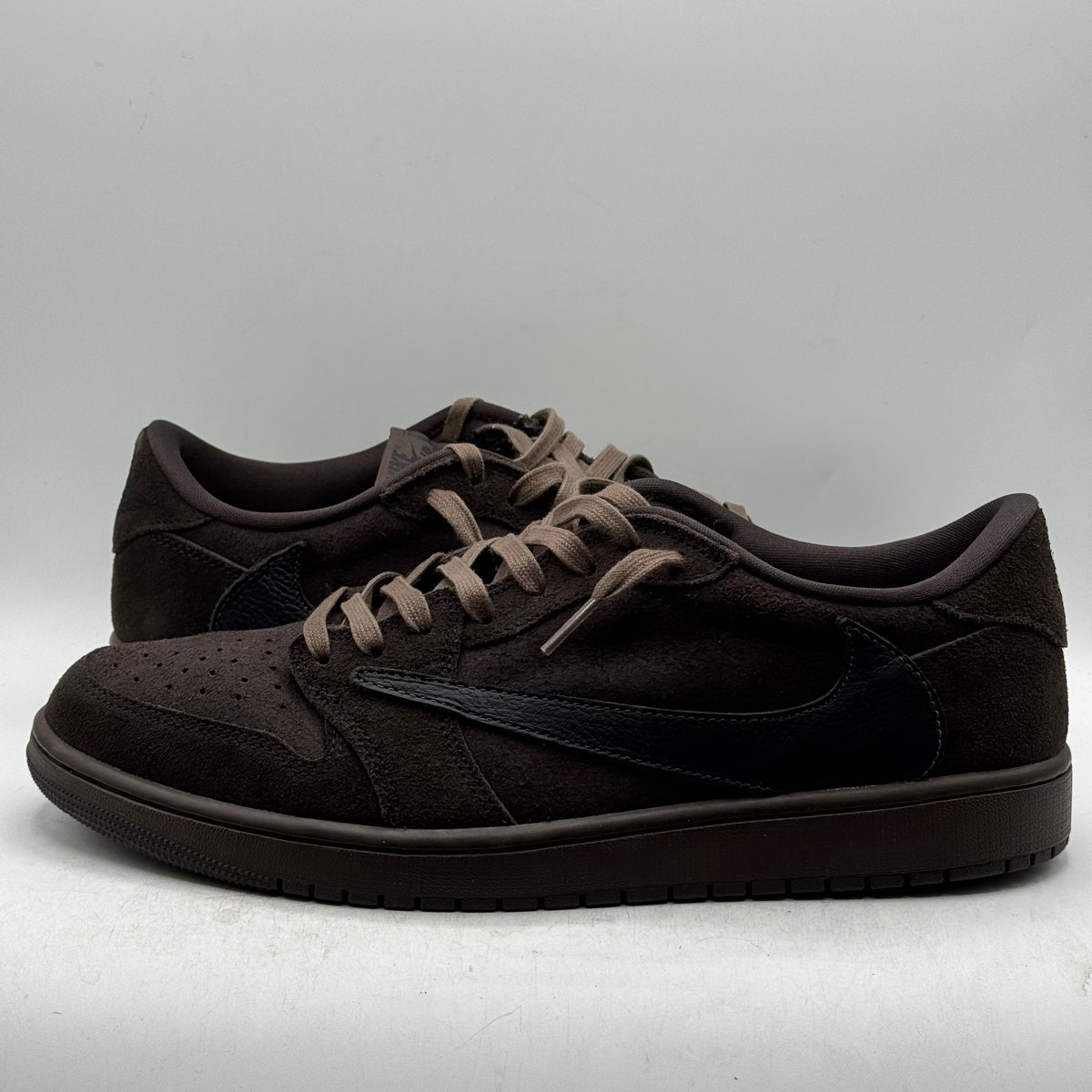 (USED) Jordan 1 Low Travis Scott Velvet Brown Size 12