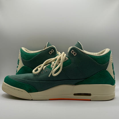(USED NO BOX) Jordan 3 Nina Chanel Size 15.5W/14M
