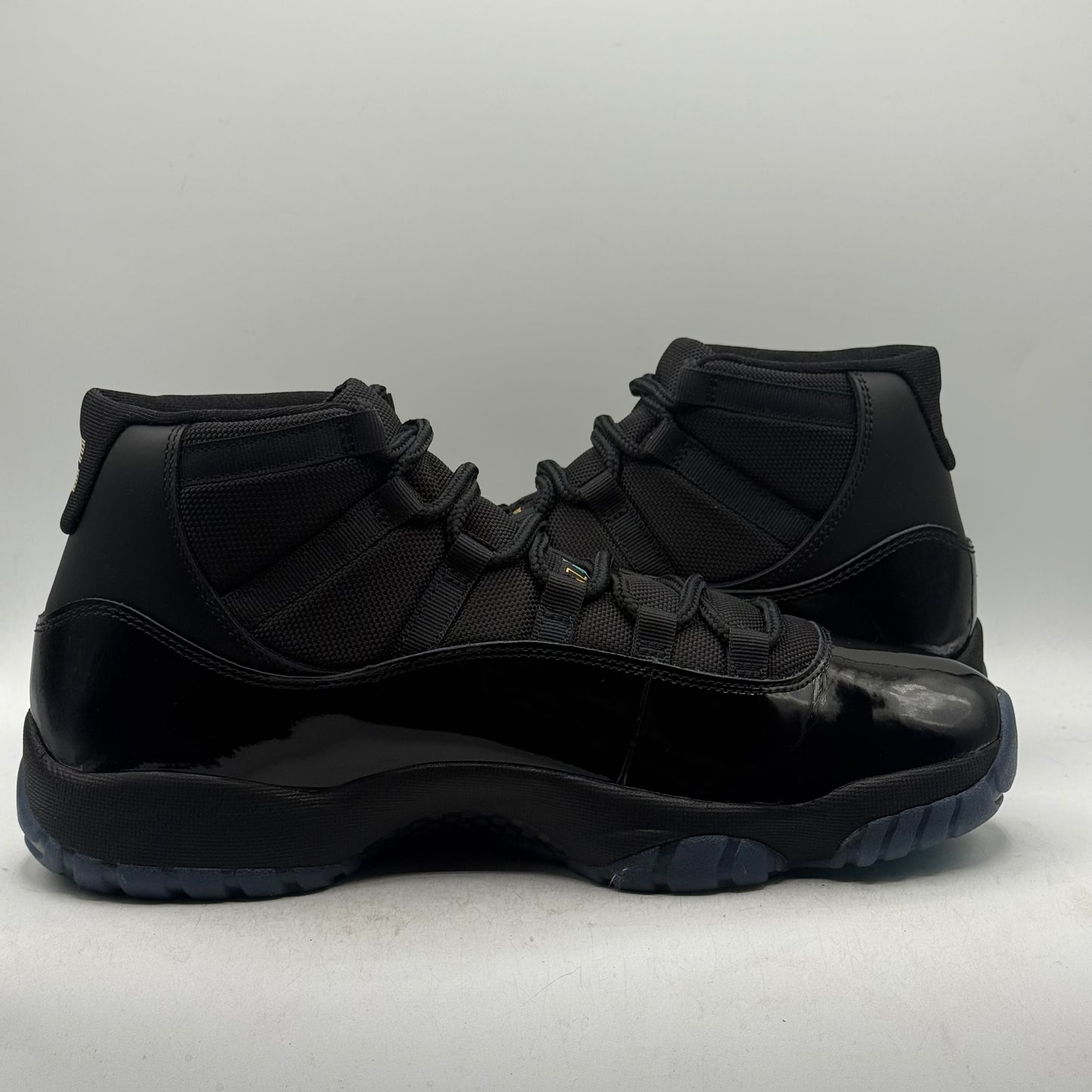 (USED) Jordan 11 Gamma Blue (2025) Size 11