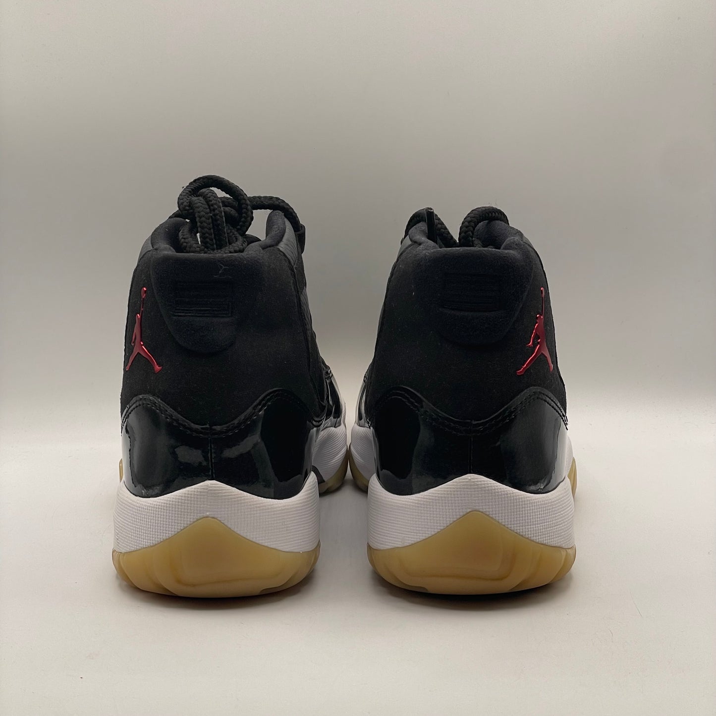 (USED) Jordan 11 72-10 Size 10