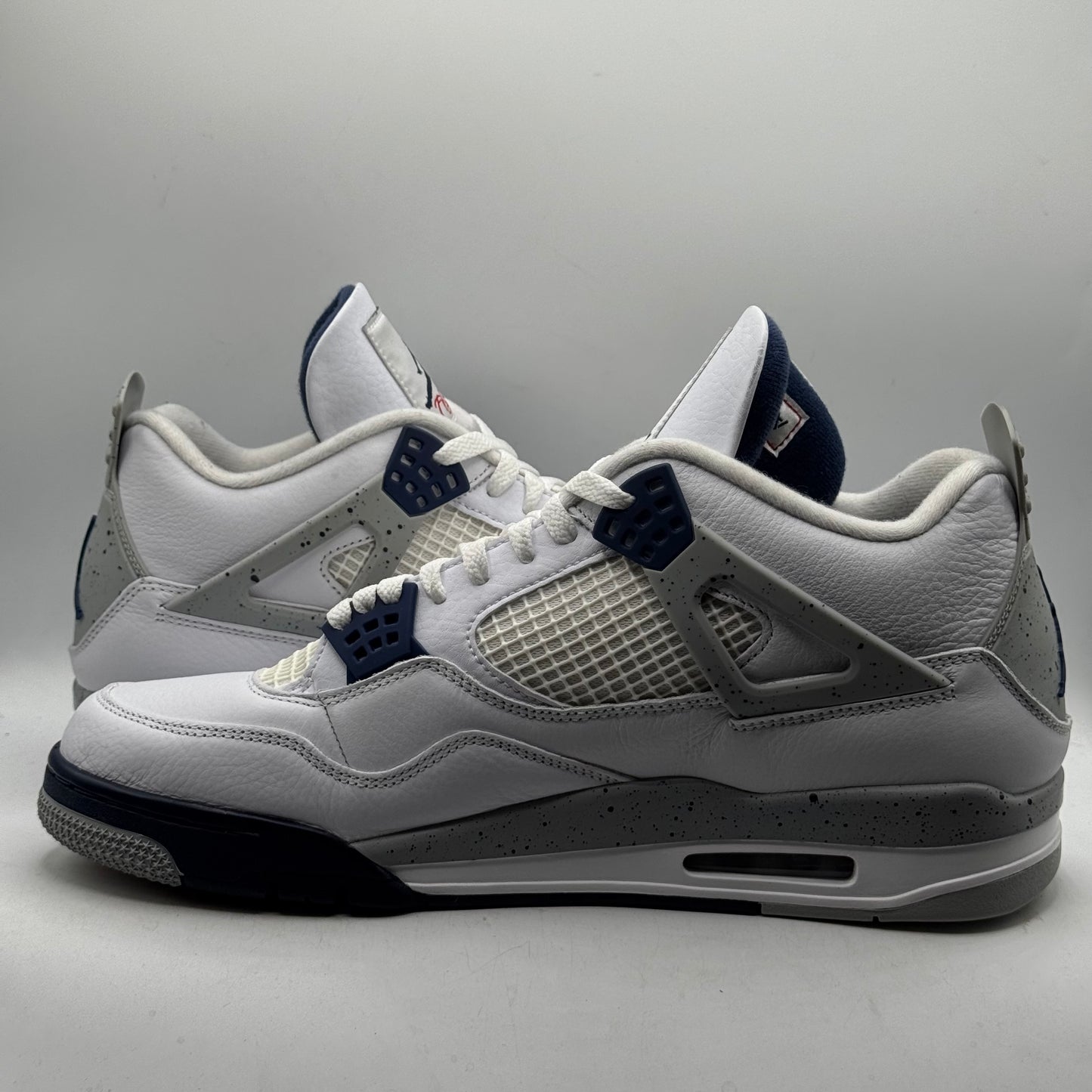 (USED) Jordan 4 Midnight Navy Size 13