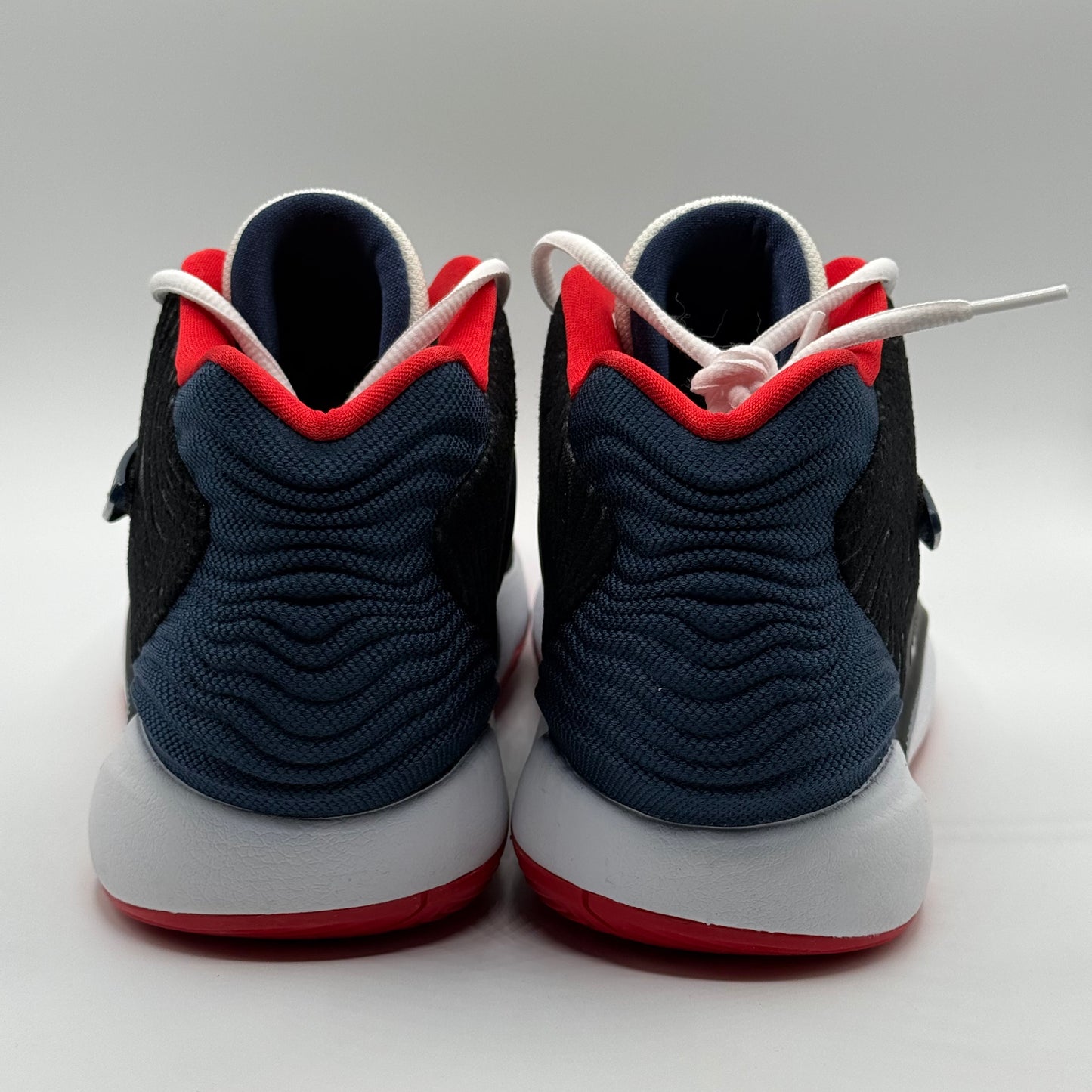 Nike KD 14 PE UCONN Away Size 11.5