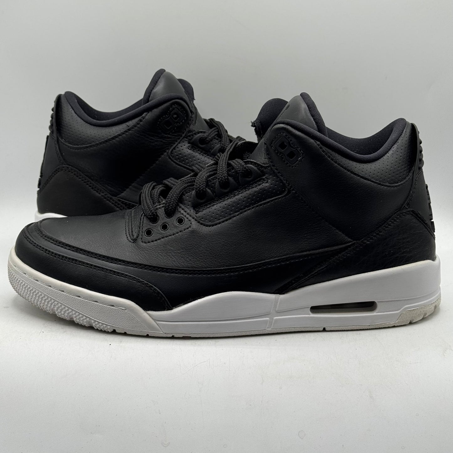 (USED) Jordan 3 Cyber Monday Size 10.5