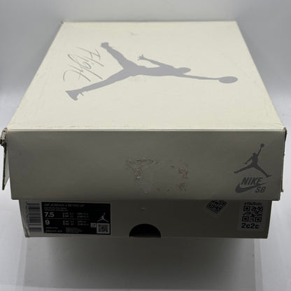 (Used) Jordan 4 SB Pine Green Size 7.5