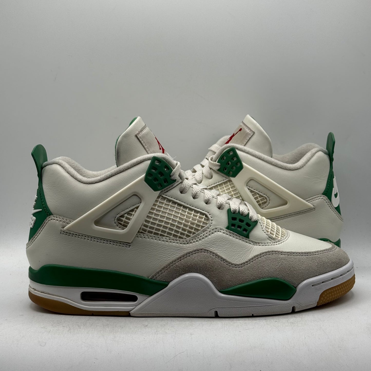 (USED) Jordan 4 SB Pine Green Size 10
