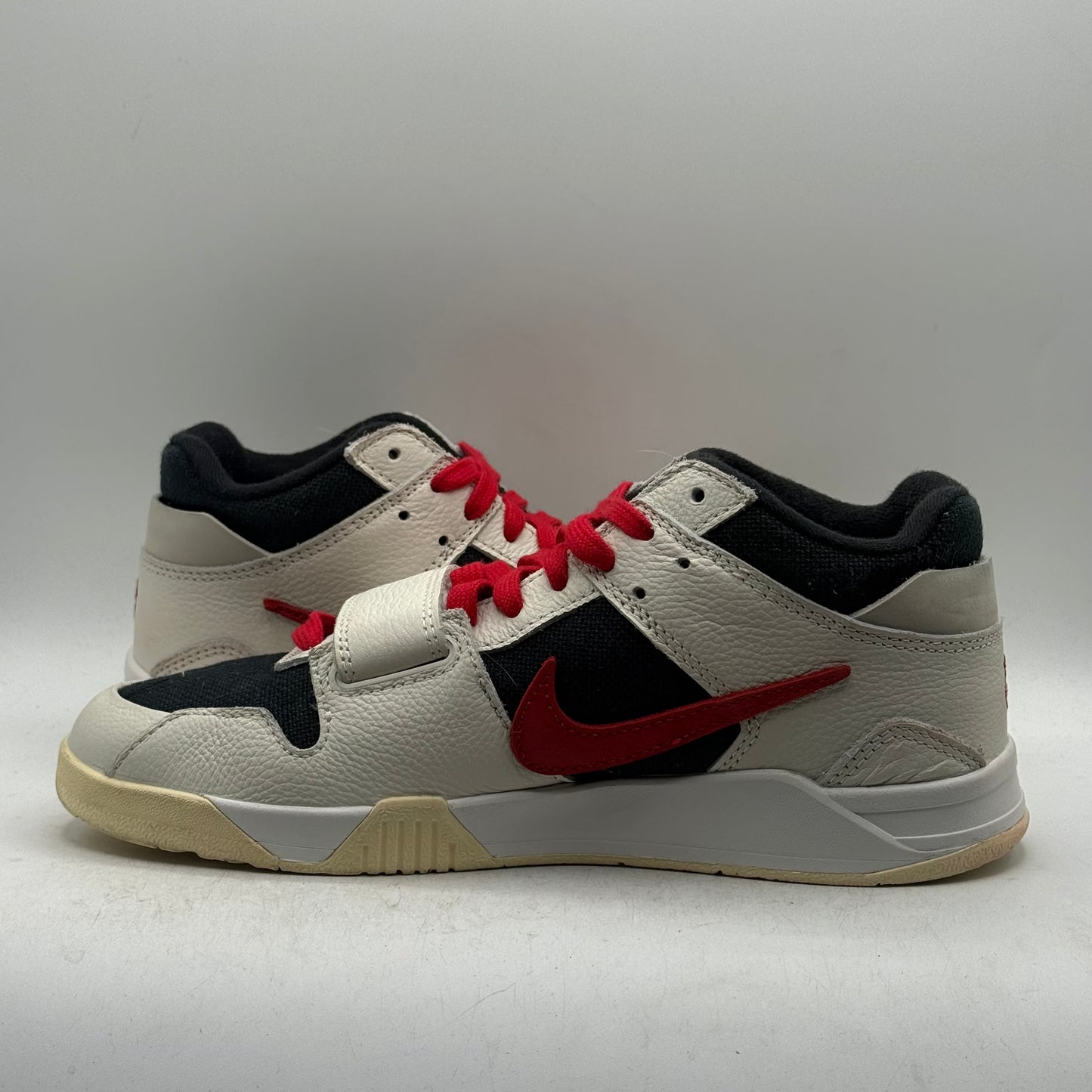 (Used No Box) Jordan Jumpman Jack Travis Scott University Red Size 8