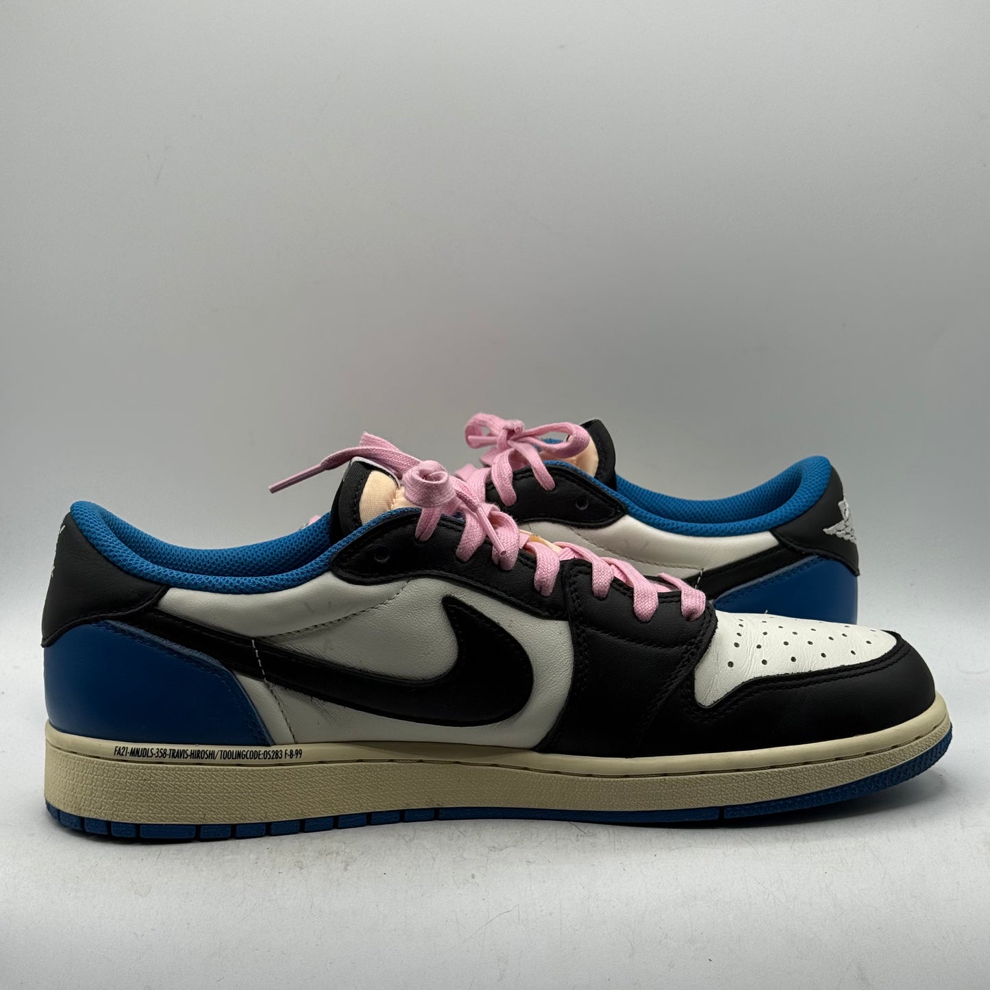 (Used) Jordan 1 Low OG Fragment x Travis Scott Size 10.5