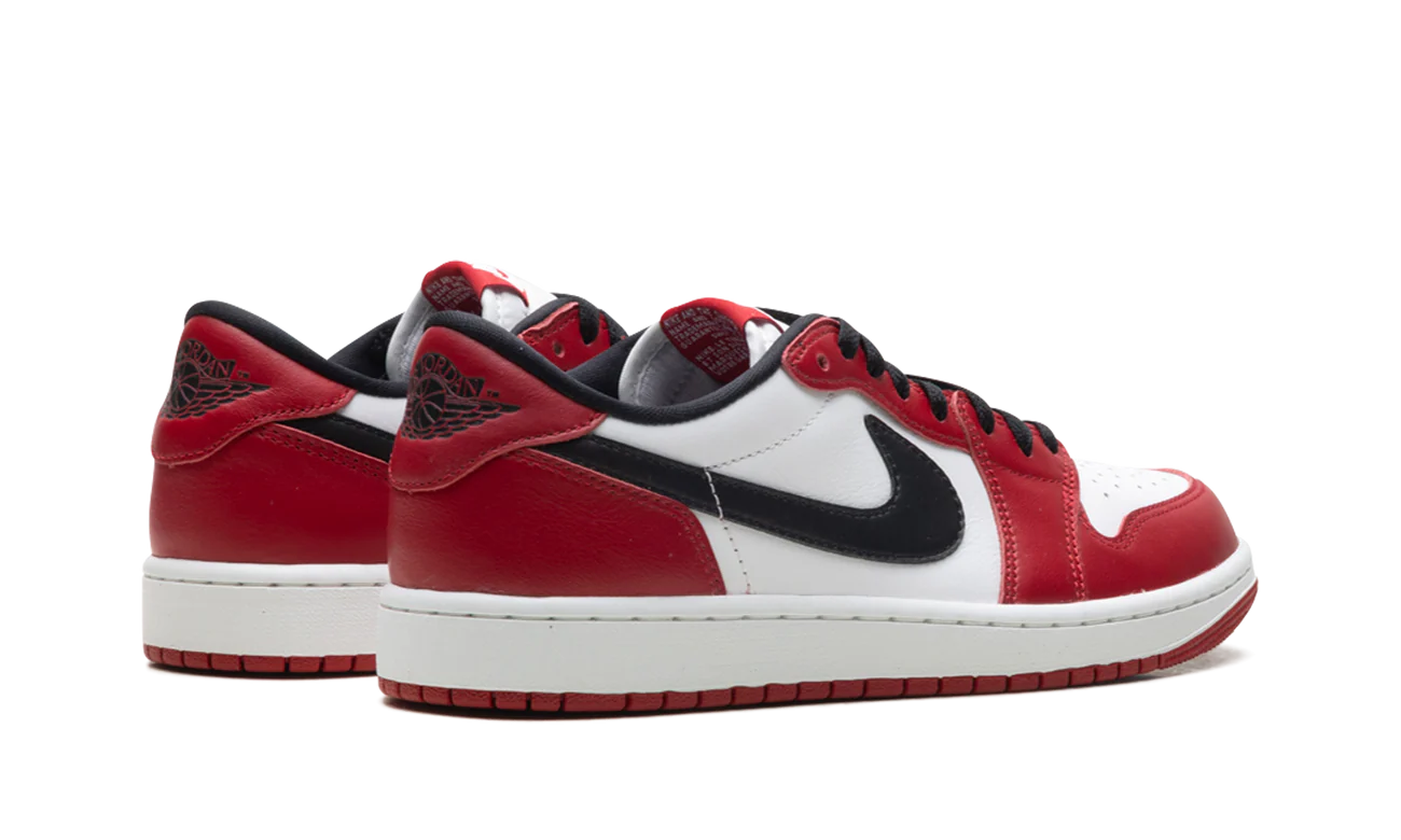 Jordan 1 Low OG Chicago (2025)