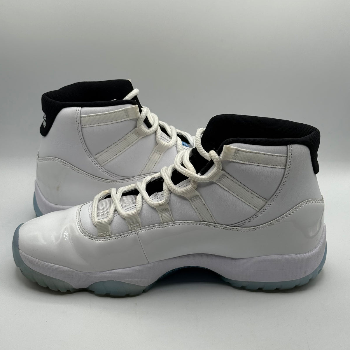 (USED) Jordan 11 High Legend Blue Size 10