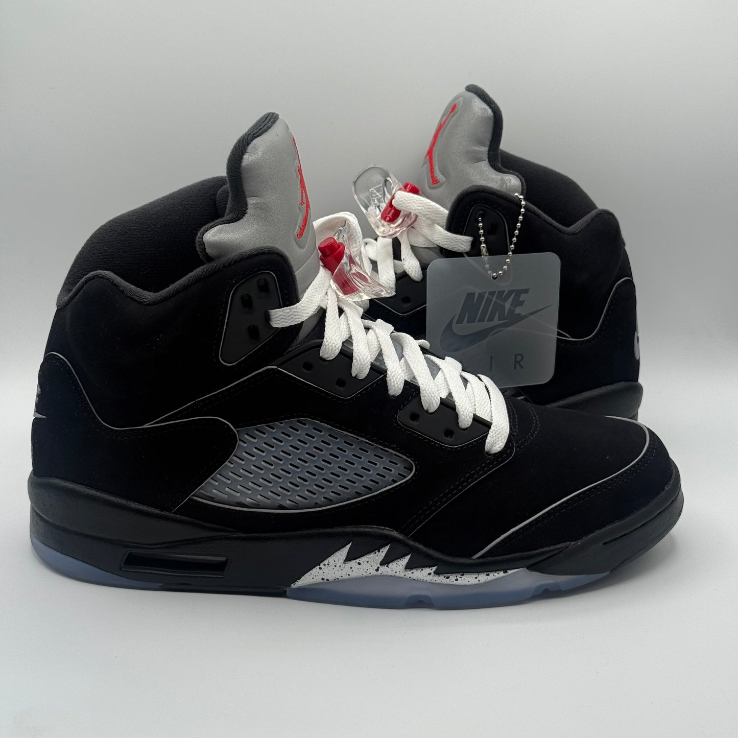 (USED) Jordan 5 Black Metallic Reimagined Size 9