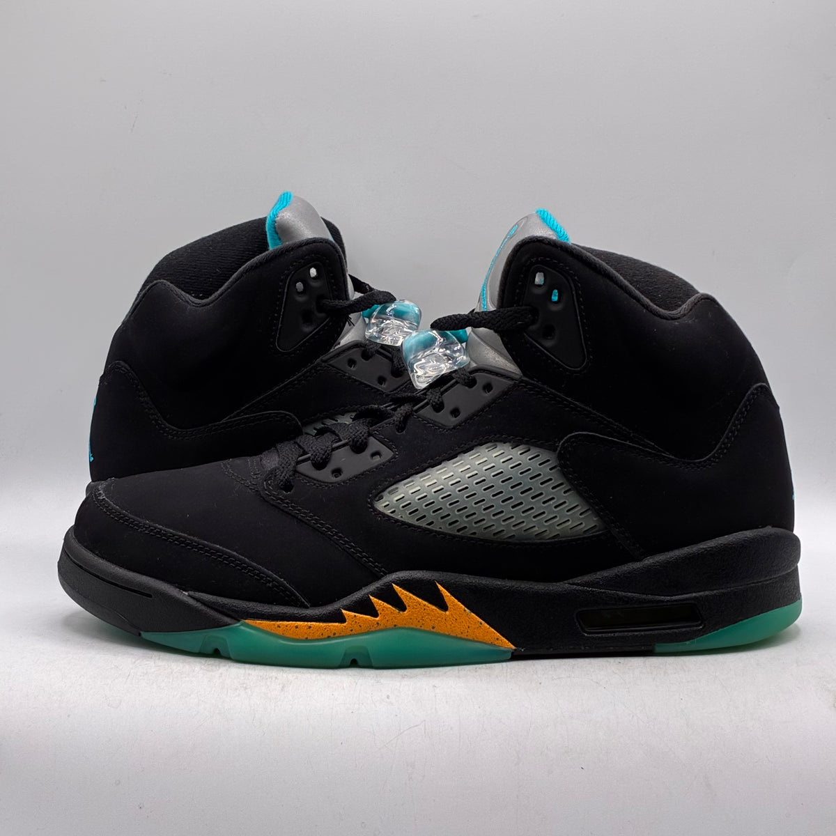(USED) Jordan 5 Aqua Size 10.5