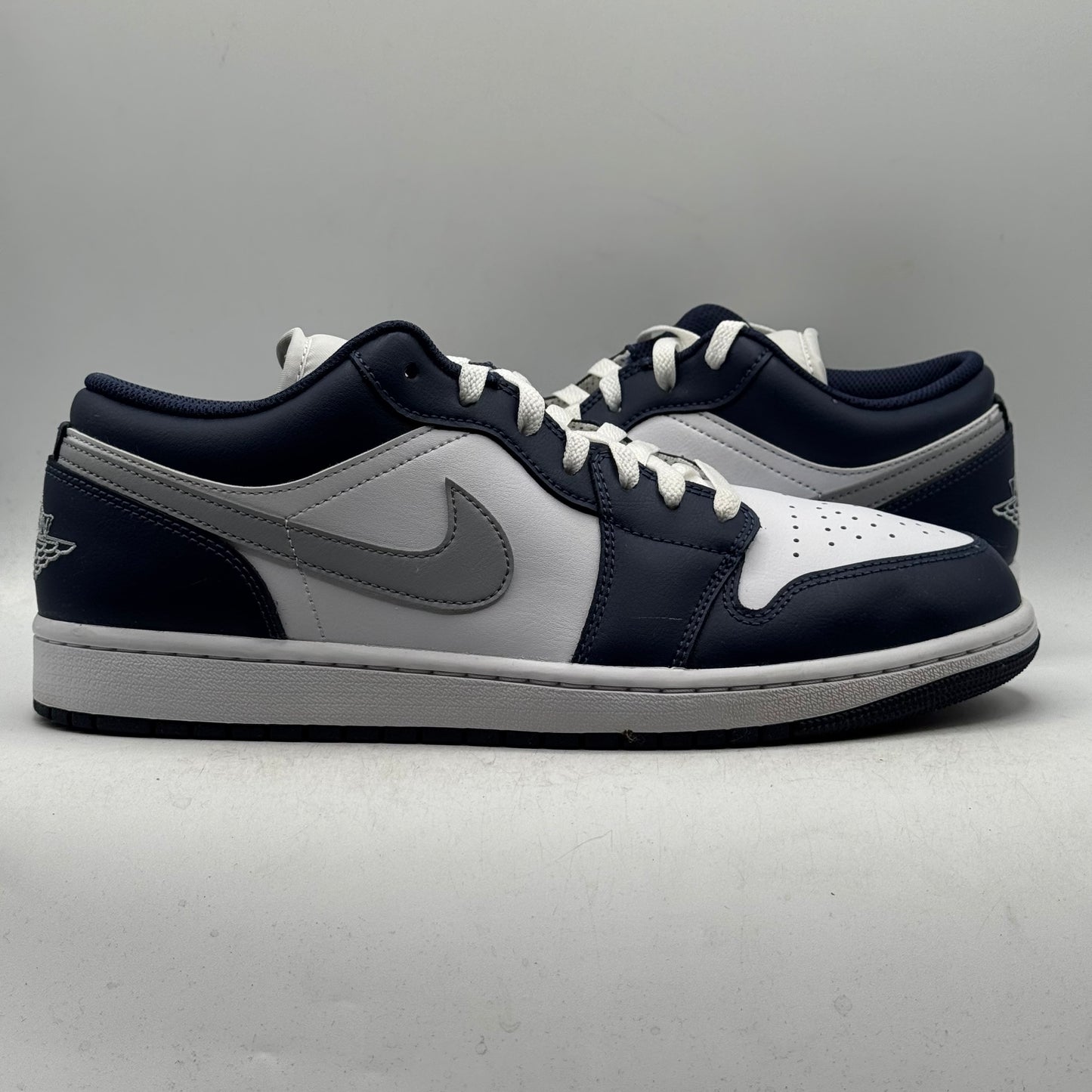 (USED) Jordan 1 Low Wolf Grey Midnight Navy Size 11