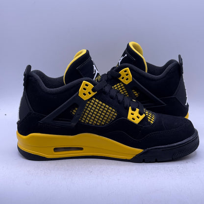 (USED) Jordan 4 Thunder Size 6.5Y