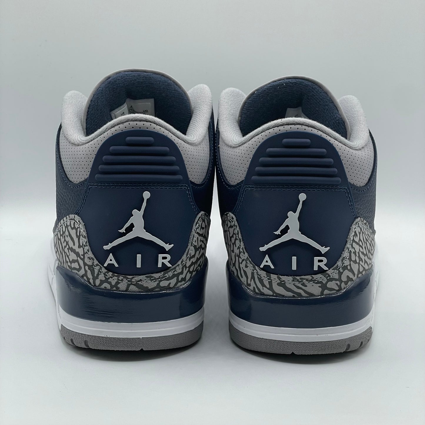 [USED] Jordan 3 Georgetown Size 13