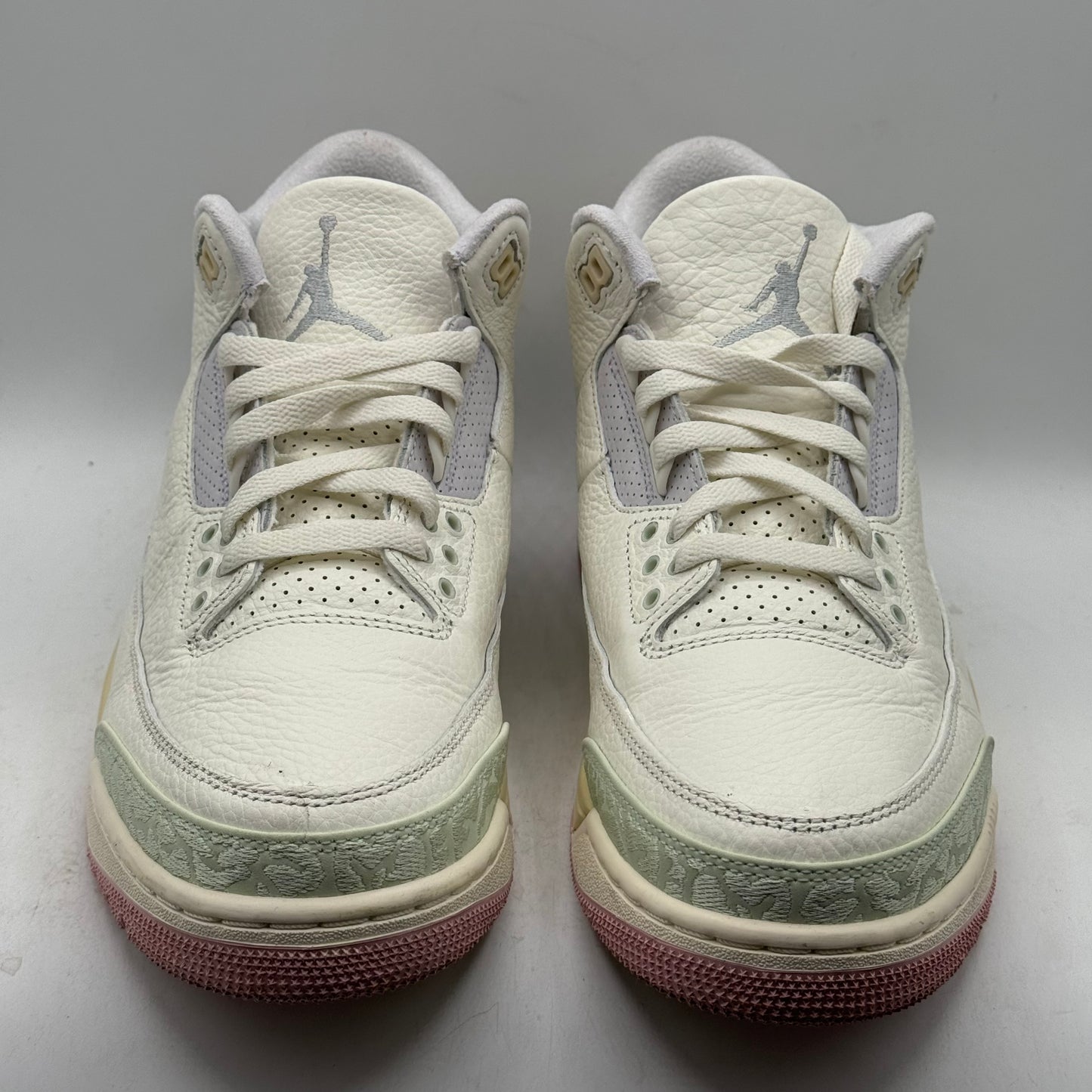 (USED) Jordan 3 Spring Is In The Air Size 9