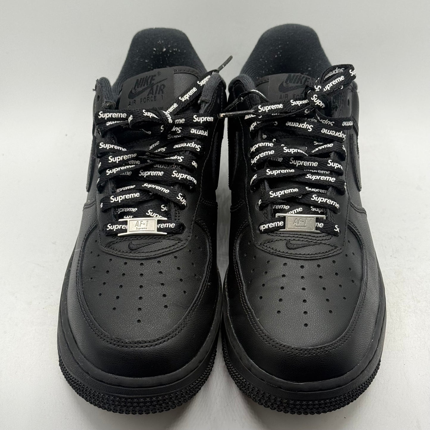 (Used No Box) Nike Air Force 1 Supreme Black Size 8.5