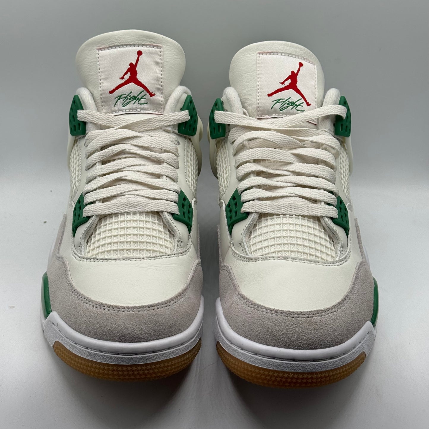(USED) Jordan 4 SB Pine Green Size 10