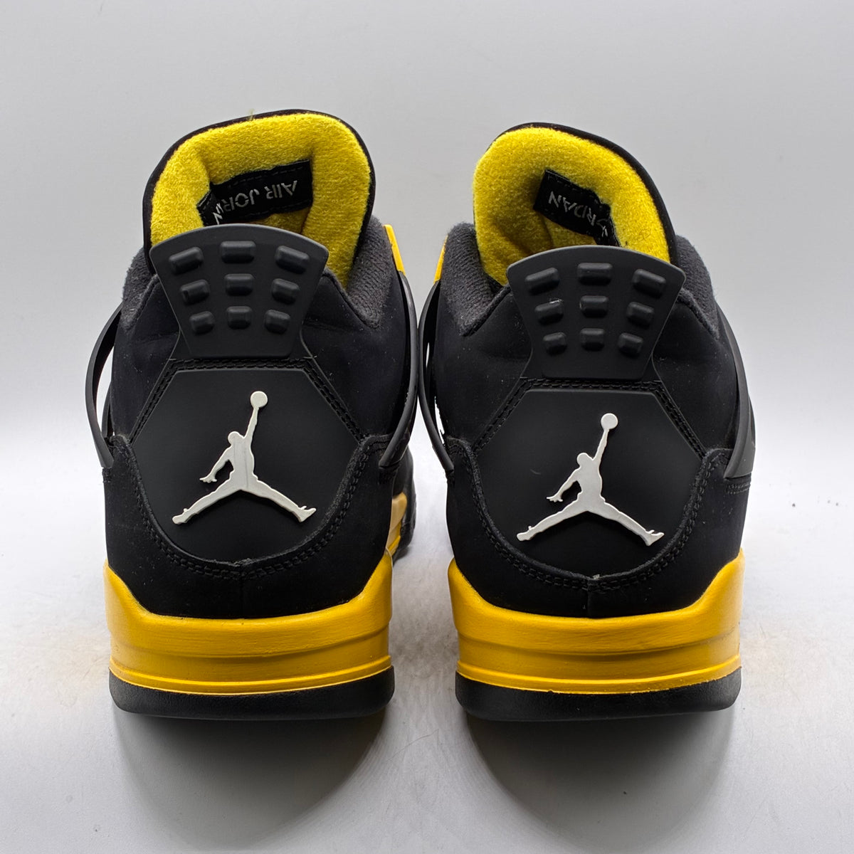 (USED REP BOX) Jordan 4 Thunder (2023) Size 10.5