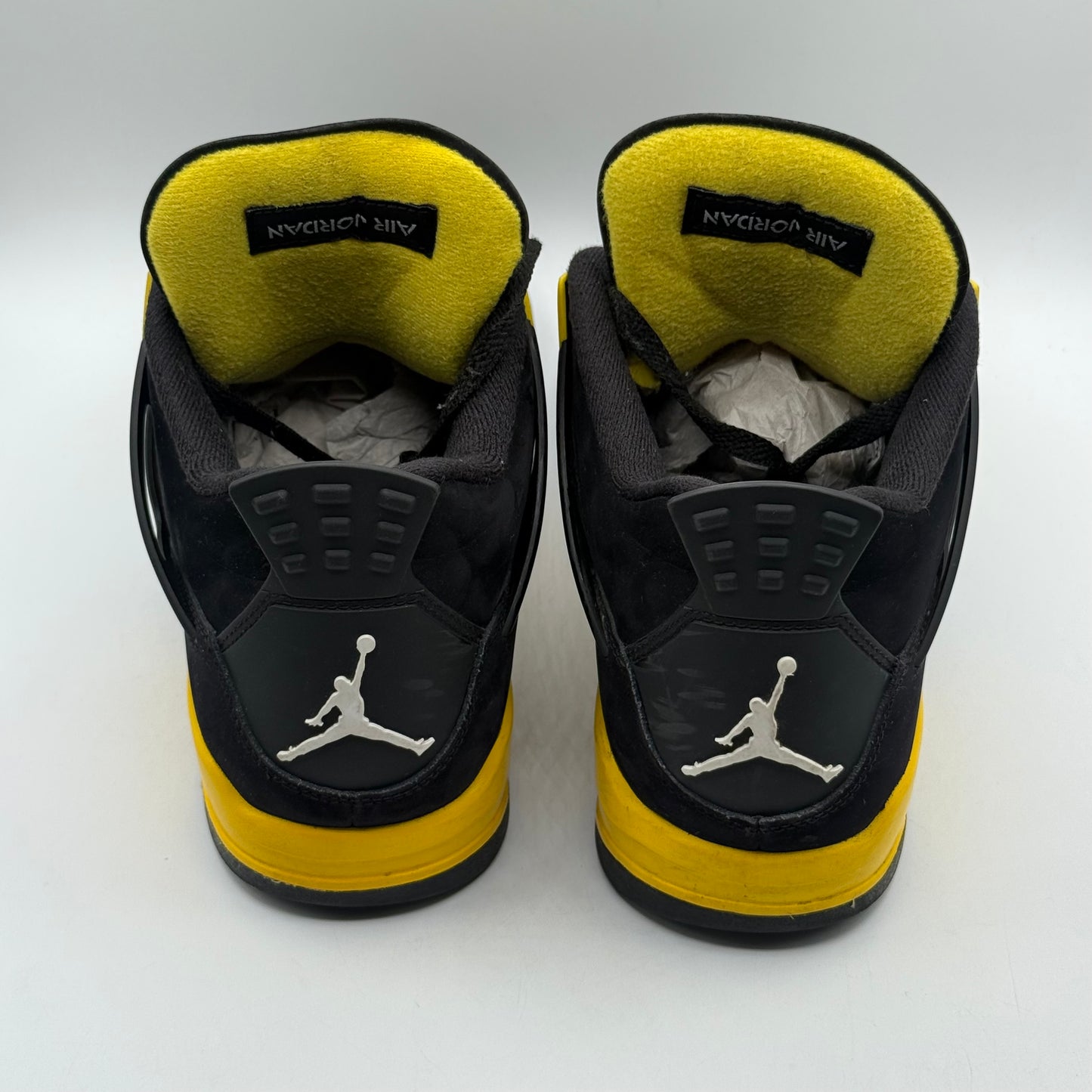 (USED) Jordan 4 Thunder Size 10.5