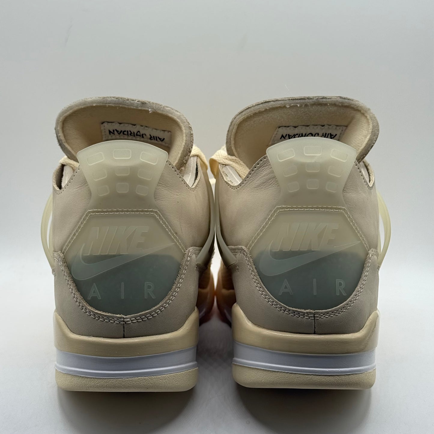 (USED) Jordan 4 Off-White Sail Size 10.5W/9M
