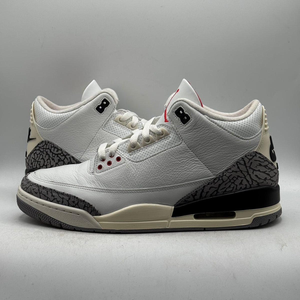 (USED) Jordan 3 White Cement Reimagined Size 11