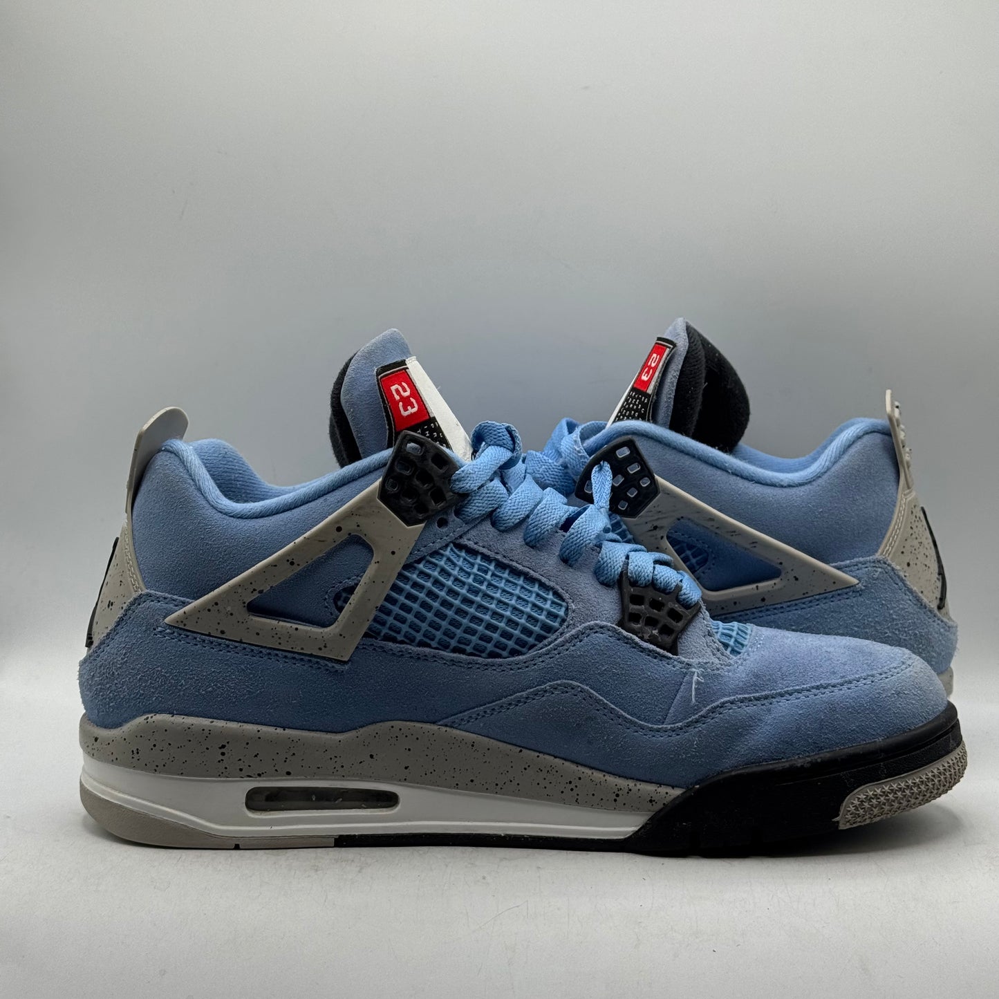 (USED) Jordan 4 University Blue Size 10