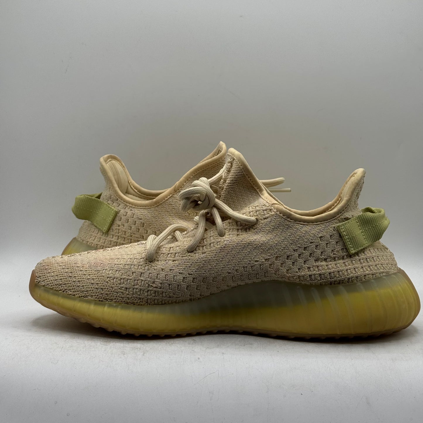 (USED) Yeezy 350 Flax Size 9