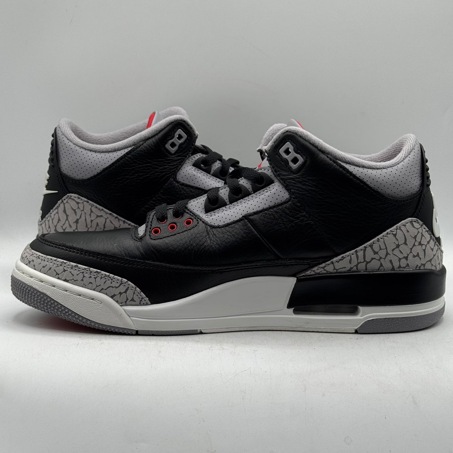 (USED) Jordan 3 Black Cement (2024) Size 11