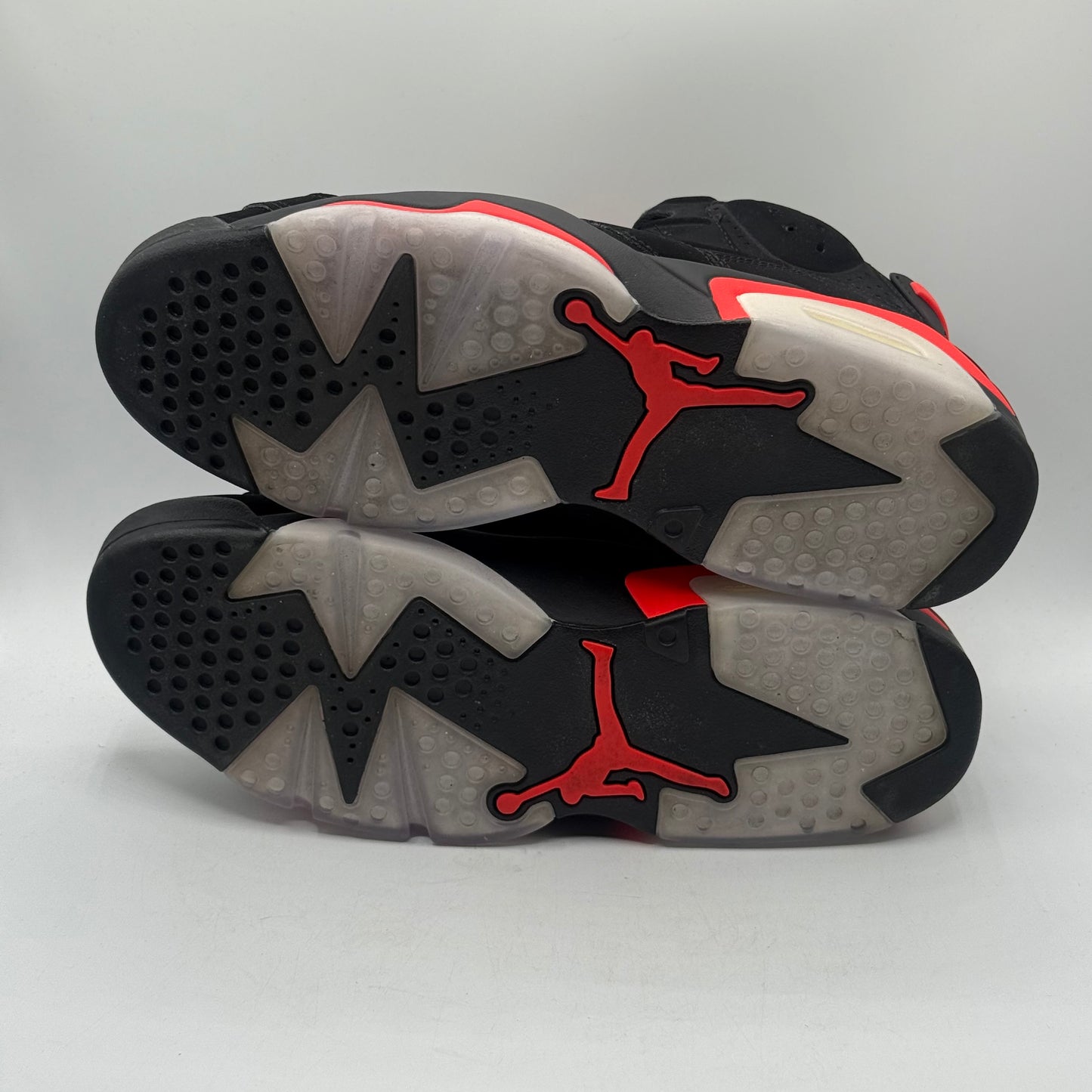 (USED) Jordan 6 Infrared Size 10.5