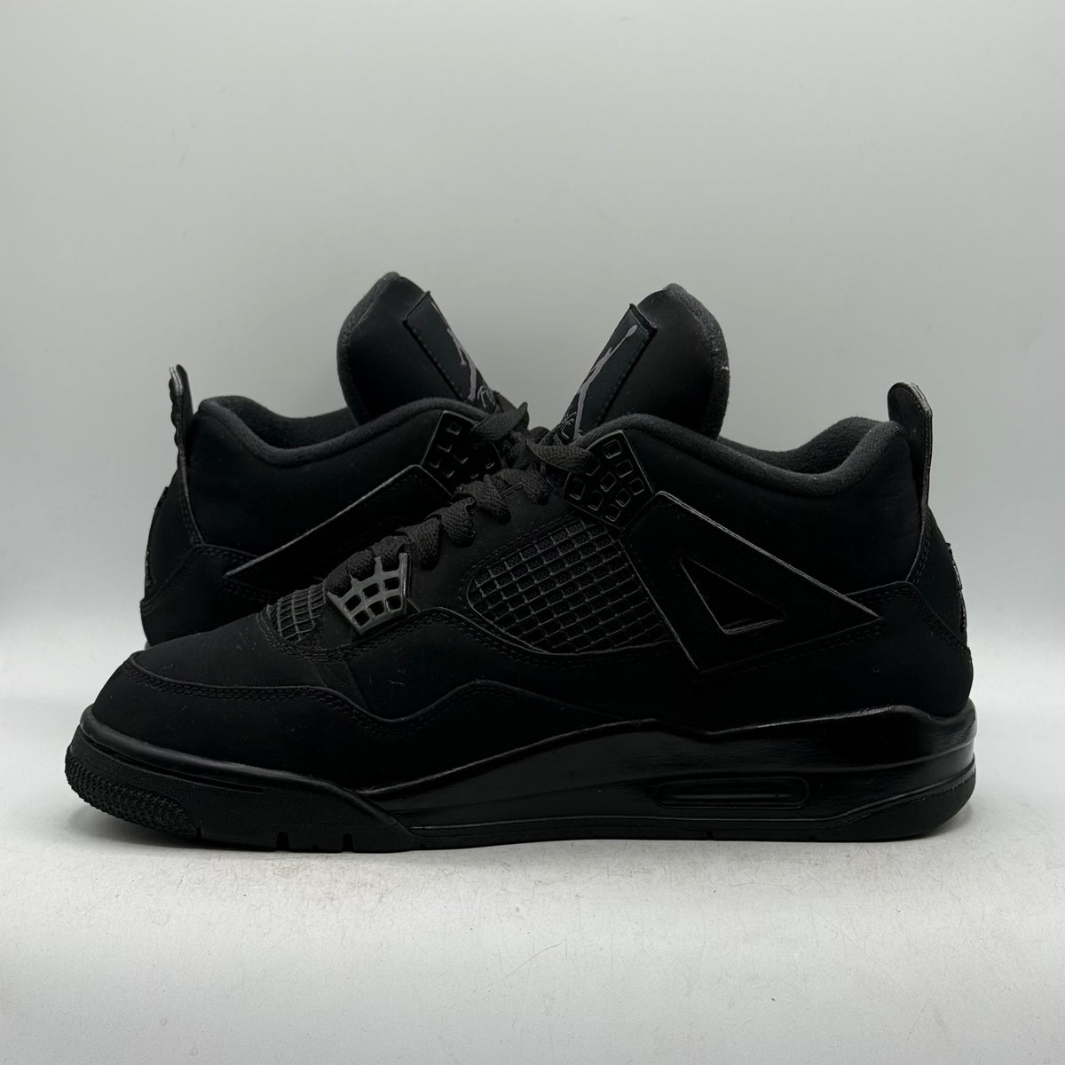(Used No Box) Jordan 4 Black Cat (2020) Size 8.5