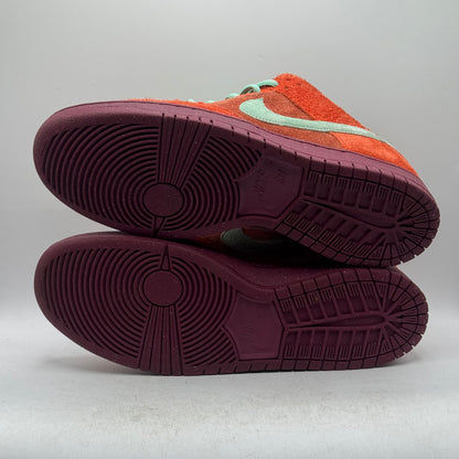 (USED) Nike SB Dunk Low Mystic Red Rosewood Size 13