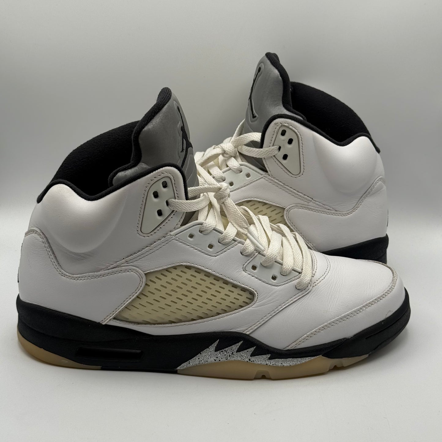 (USED NO BOX) Jordan 5 Reverse Metallic Size 12