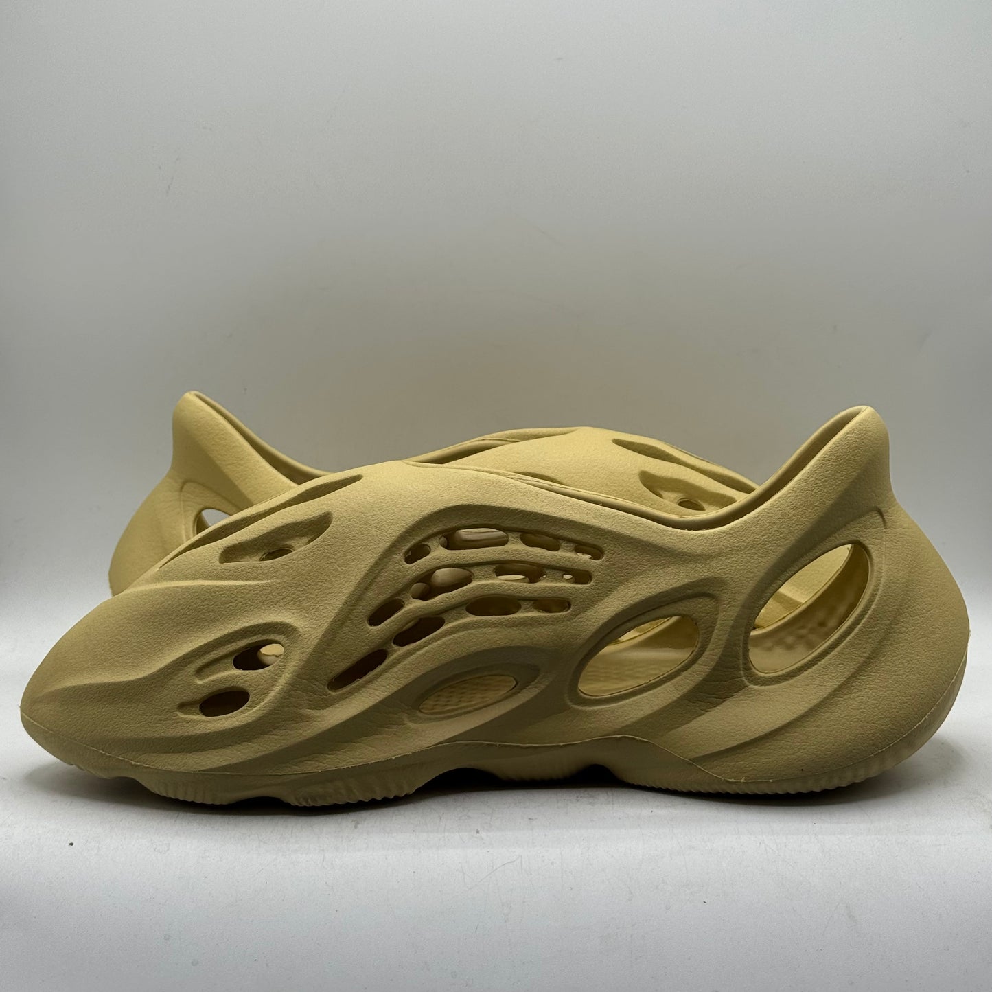(Used) Yeezy Foam runner Sulfur Size 12