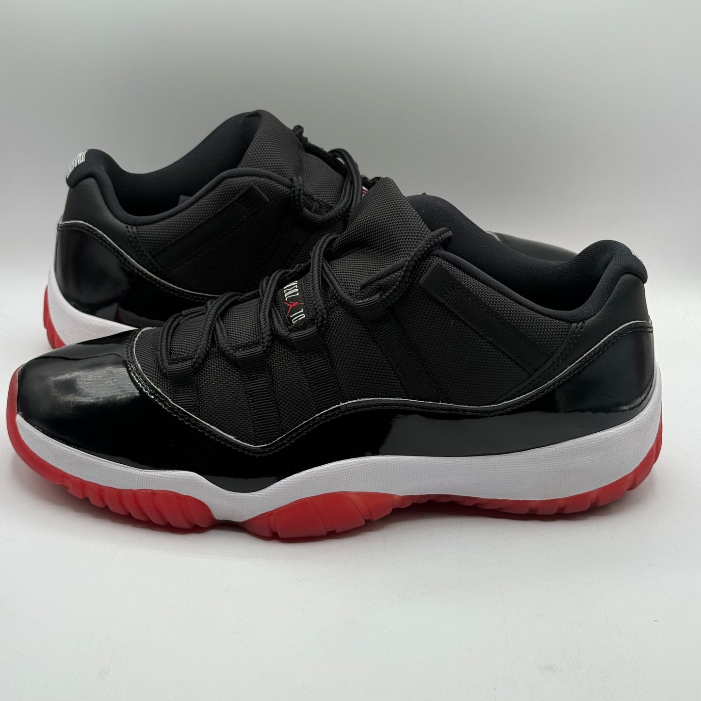 (USED) Jordan 11 Bred Low Size 12
