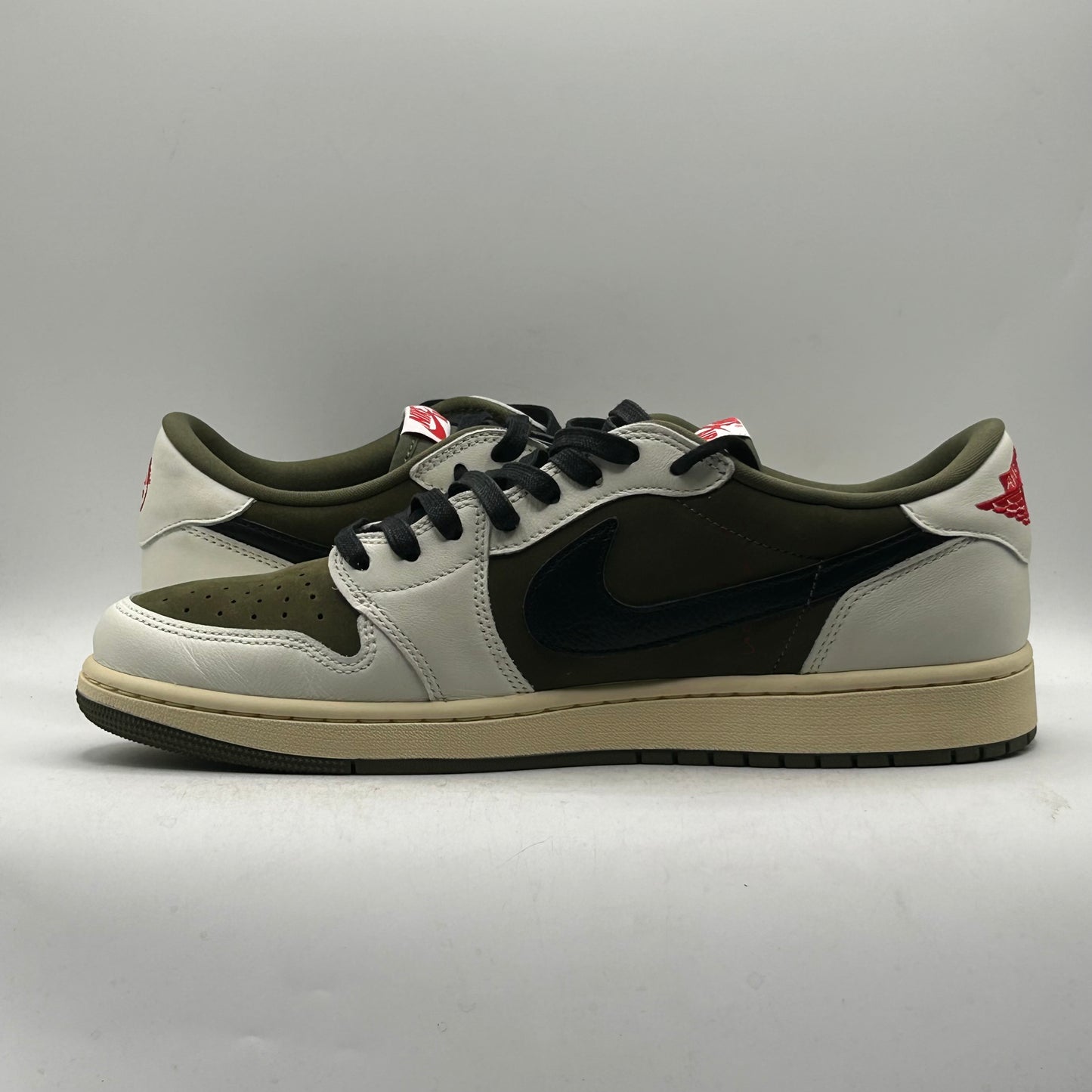 (USED) Jordan 1 Low Travis Scott Medium Olive Size 12