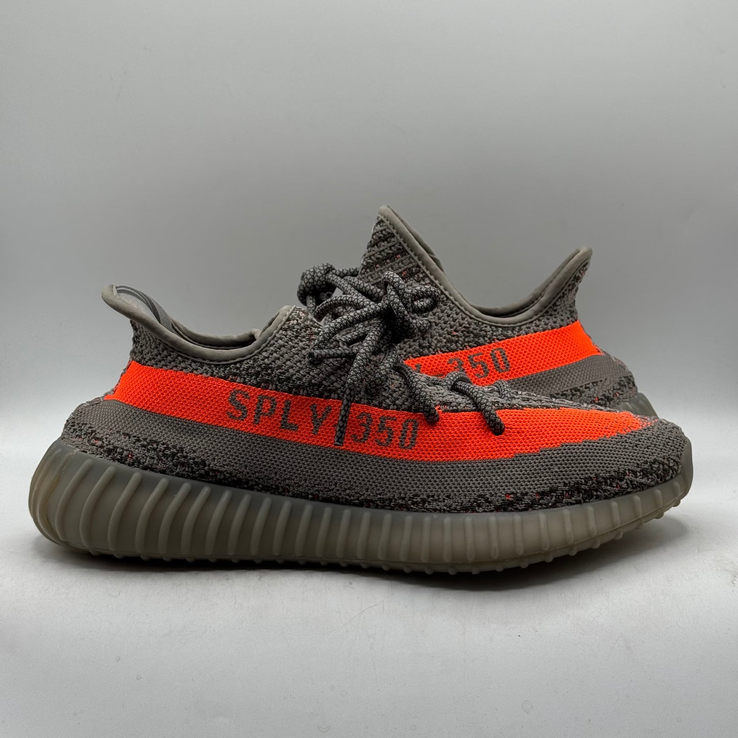 (USED REP BOX) Yeezy 350 Beluga Reflective Size 9.5