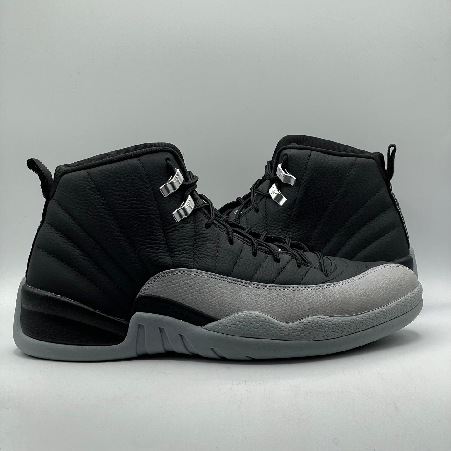 (USED) Jordan 12 Barons Size 11