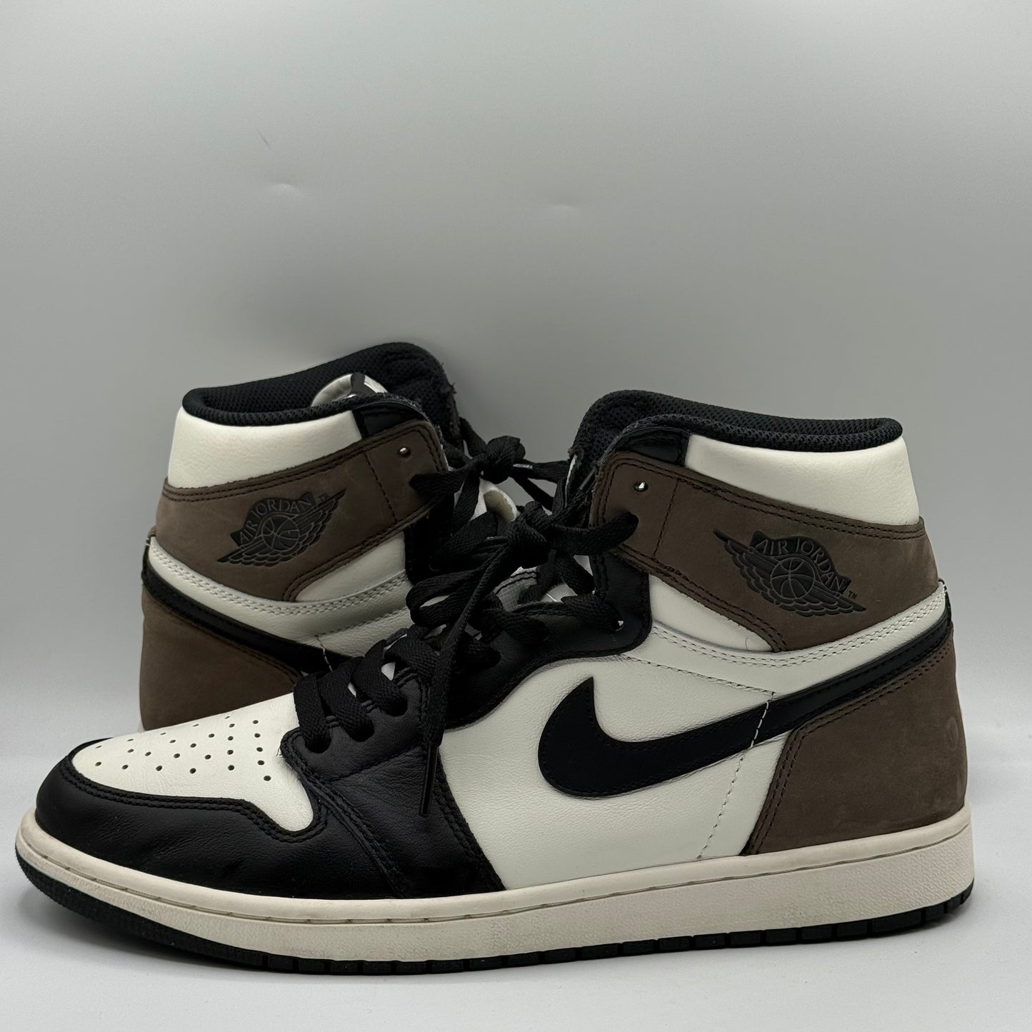 (Used) Jordan 1 High Mocha Size 11