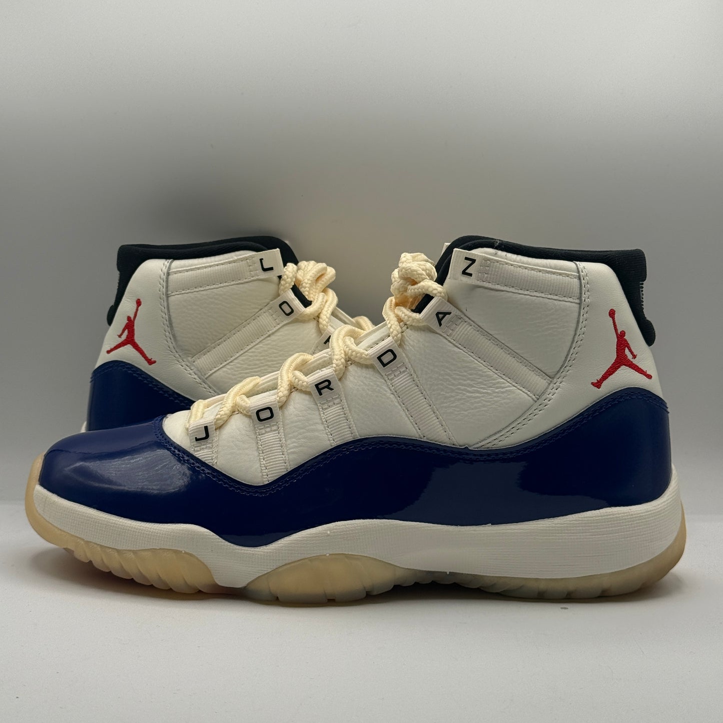 (USED) Jordan 11 Rare Air Size 8