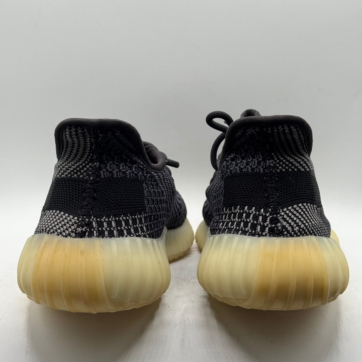 (Used) Adidas Yeezy 350 Carbon Size 10.5