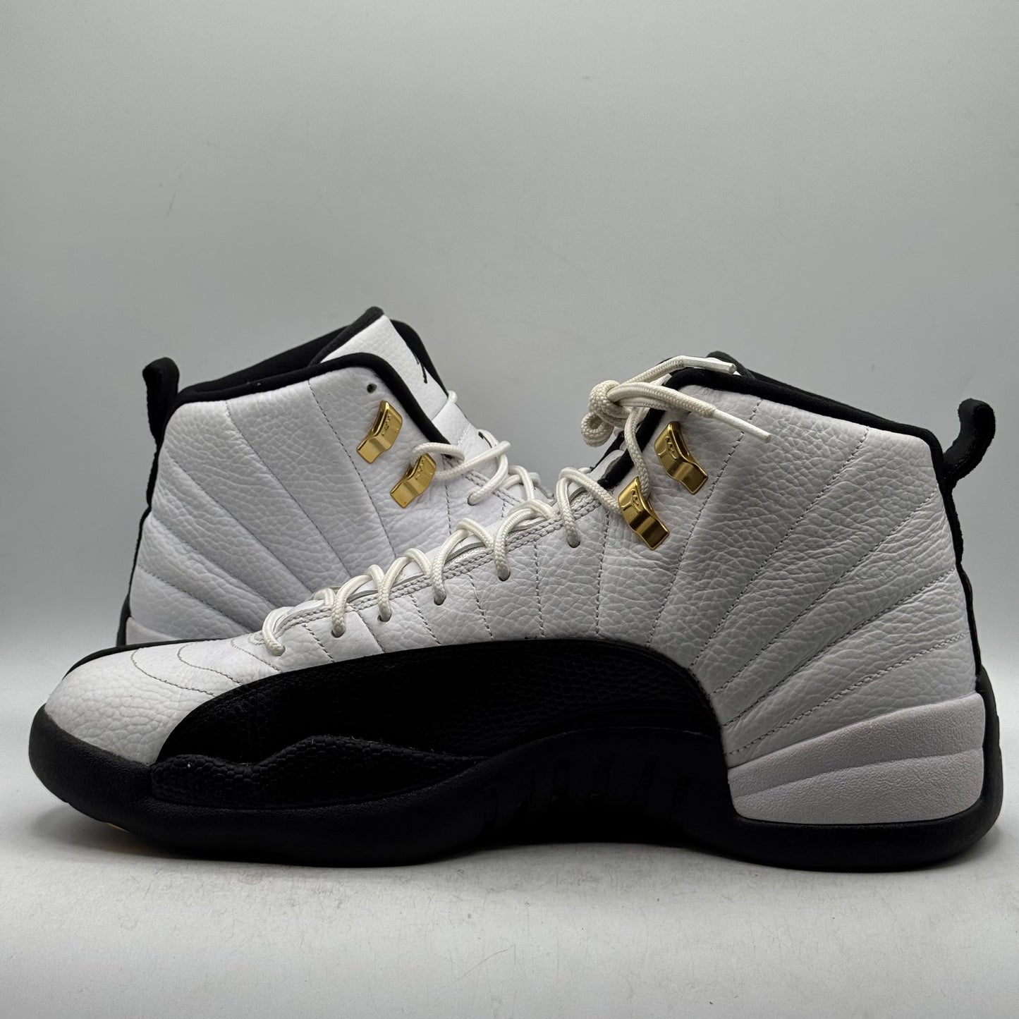 (USED) Jordan 12 Taxi (2013) Size 11.5